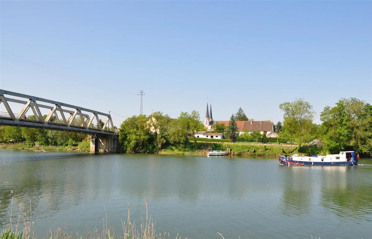 VTT électrique Boucle de Lamarche à Flammerans · Lamarche-sur-Saône