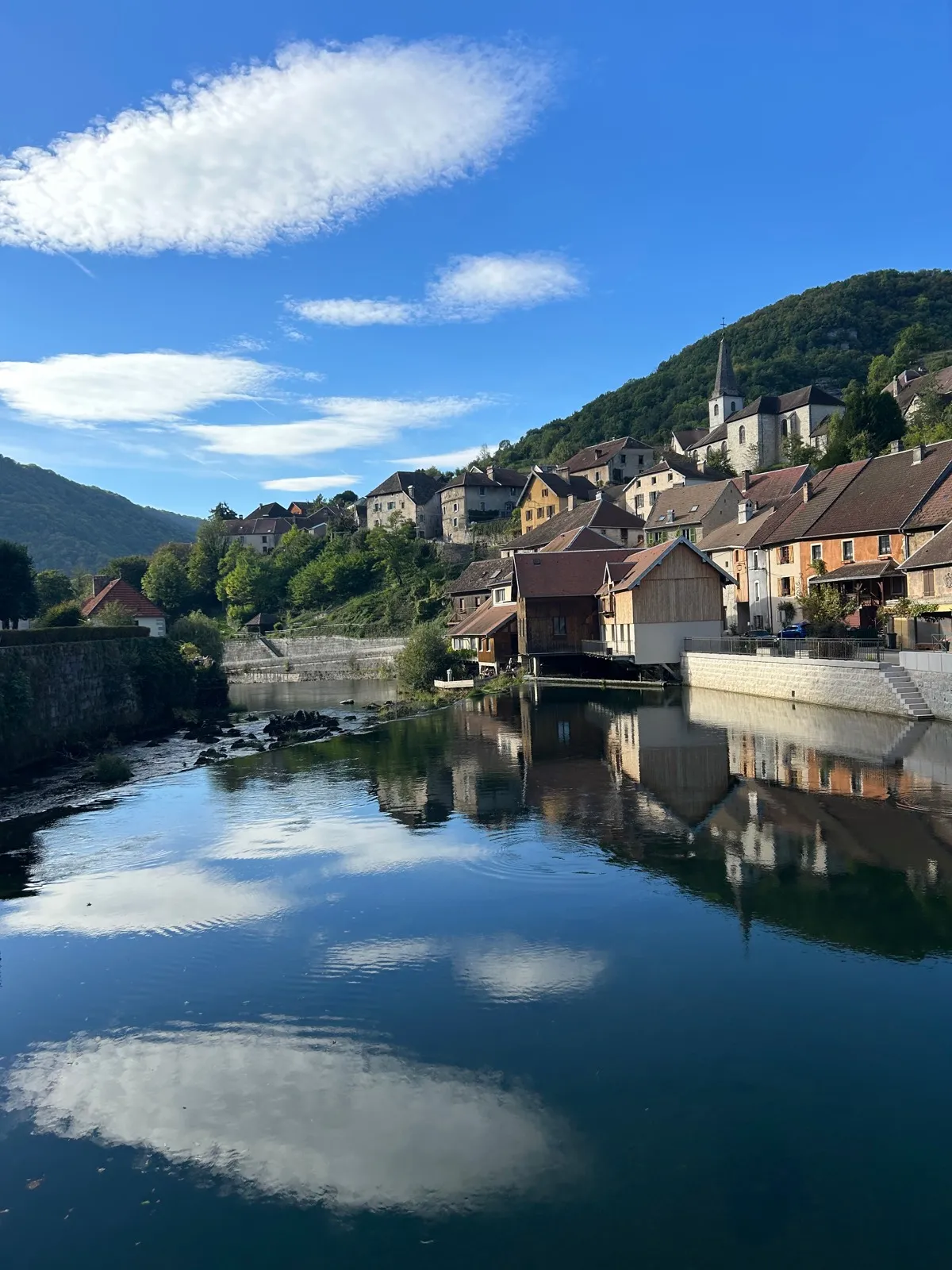 Randonnée Roche de Hautepierre depuis Lods · Lods