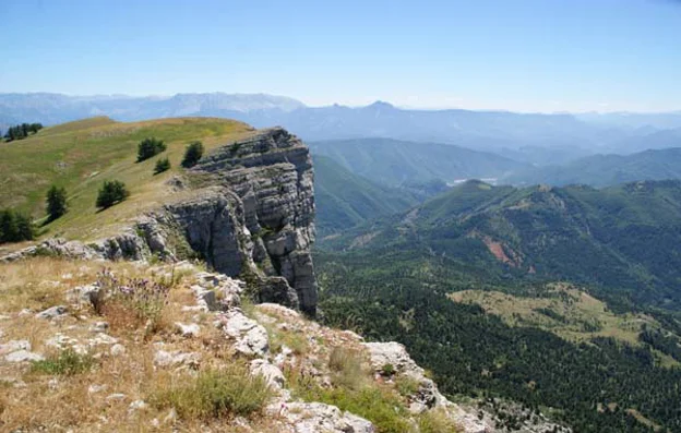 Randonnée Crête de Géruen · Le Castellard-Mélan