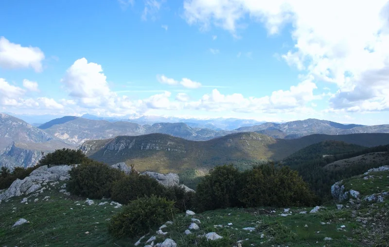 Randonnée Sommet de l'Agra (1 523 m) · Saint-Jurs