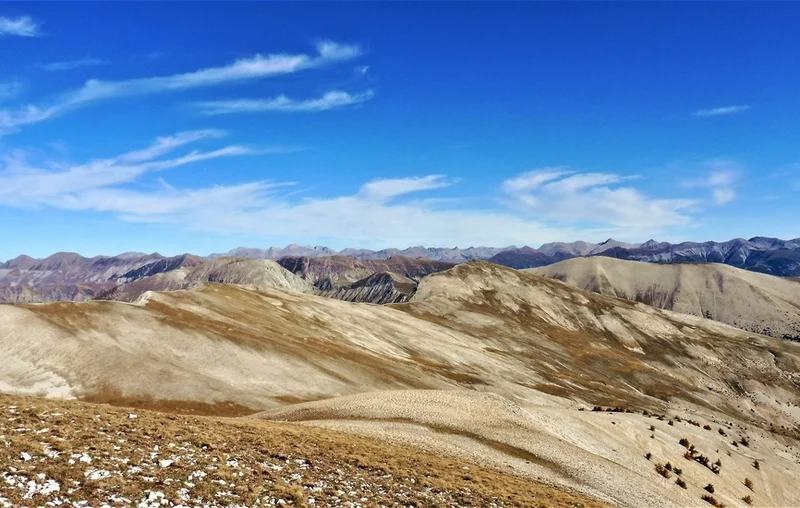 Randonnée Le Cheval Blanc (2 323 m) · Thorame-Basse