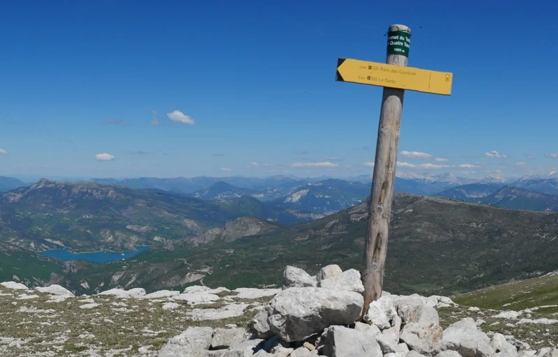 Randonnée Les Quatre Termes, sommet du Teillon (1 893 m) · La Garde
