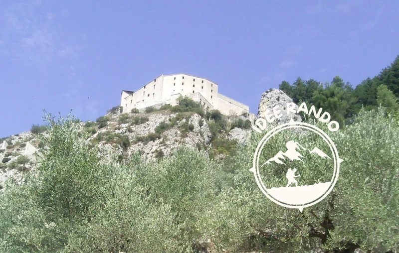 Randonnée Les balcons d'Entrevaux · Entrevaux