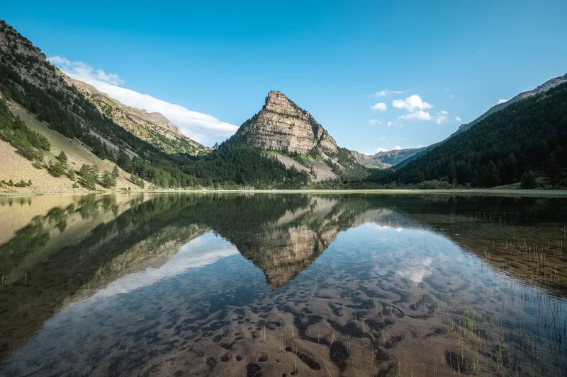 Randonnée Tour du lac des Sagnes · Jausiers