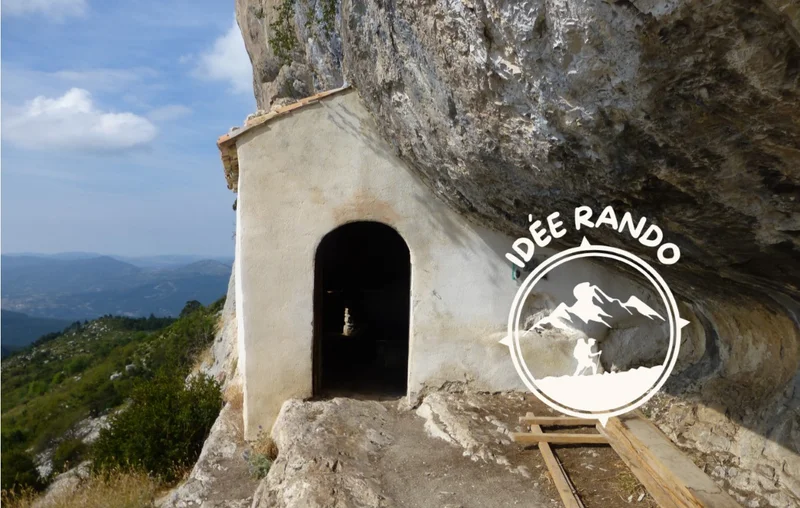 Randonnée Chapelle Saint-Trophime, chemin des toponymes · Castellane