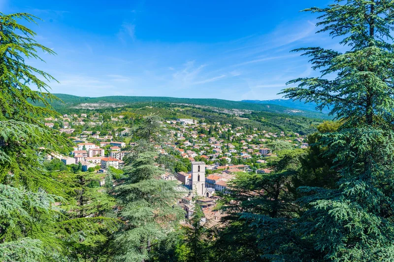 Randonnée Chemin de Saint Jacques de Compostelle et de Rome (GR®653D) · Venterol