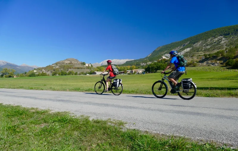 Vélo de route Les hautes vallées (parcours vélo n°11) · Thorame-Haute