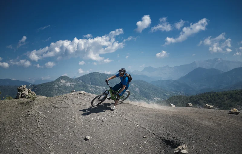 VTT Enduro du sommet de l'Andran (parcours VTT n°18) · Digne-les-Bains