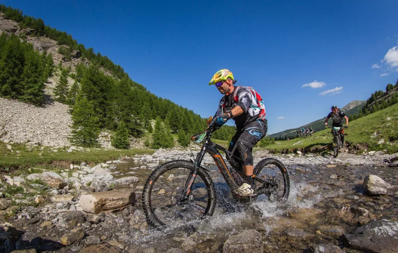 VTT TransVerdon en VTTAE (Grande Traversée VTT) · Uvernet-Fours
