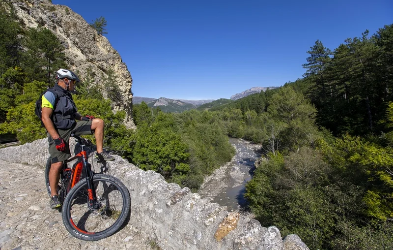 VTT Chemins du Soleil (Grande Traversée VTT) · Sisteron
