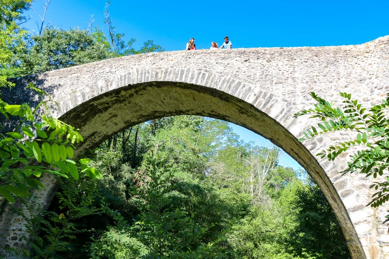 Vélo de route Pont des Camisards · Alès
