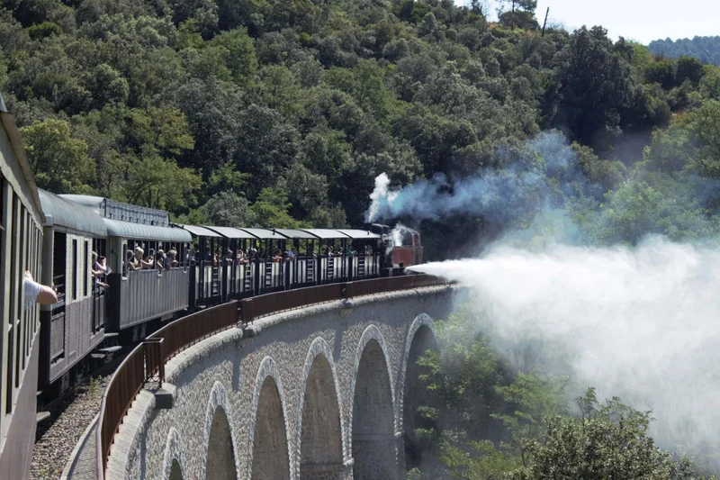 Vélo de route Du train des Cévennes à la Salendrinque · Saint-Jean-du-Gard