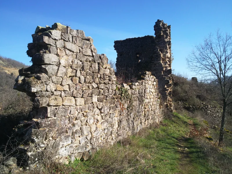 Randonnée Le Château d'Iserand · Sécheras