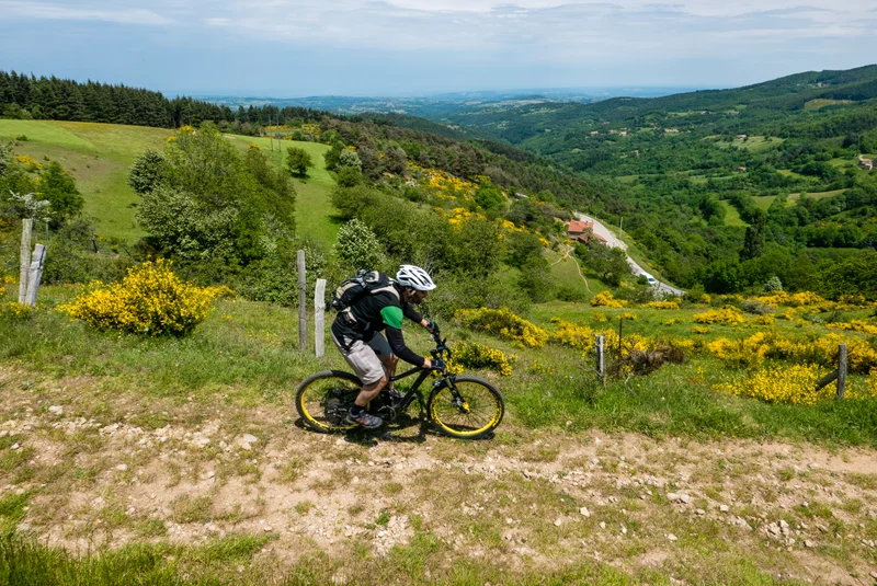 Randonnée Grande Traversée VTT de l'Ardèche : Tronçon Tournon-Sur-Rhône - Saint Agrève · Tournon-sur-Rhône