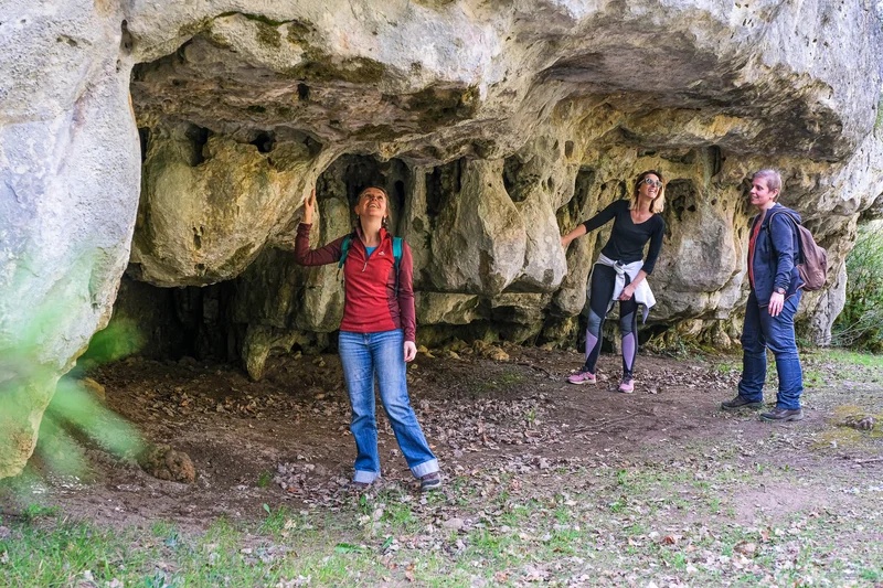 Randonnée Circuit des Canoles par la maison forestière · Nant