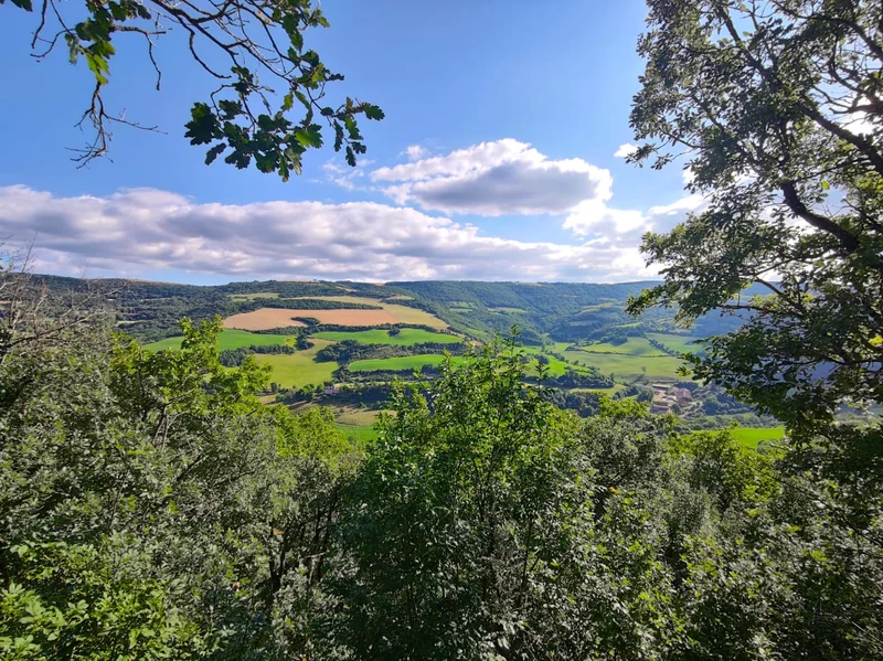 Randonnée Sentier de Notre-Dame du Cayla · Versols