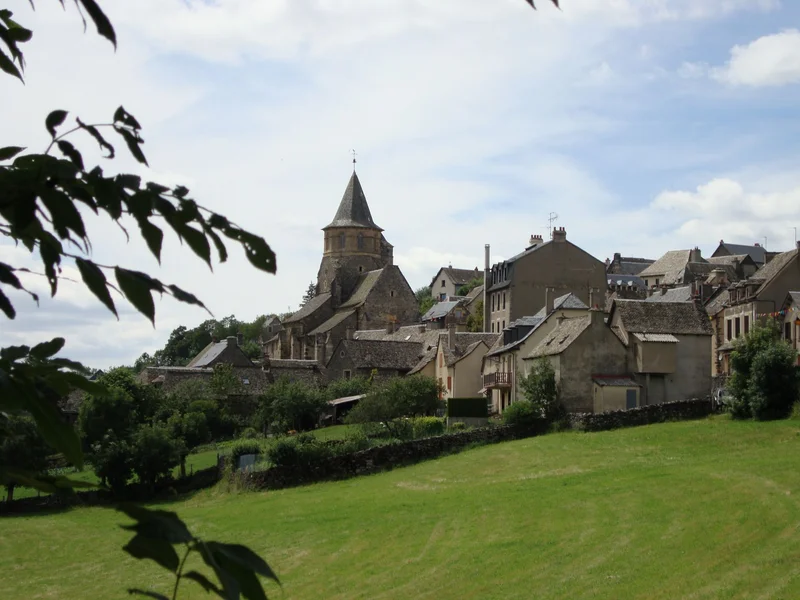 Randonnée Le Vieux chemin · Prades-d'Aubrac