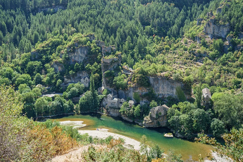 Randonnée GR736® d'Ispagnac à Ste-Enimie · Ispagnac