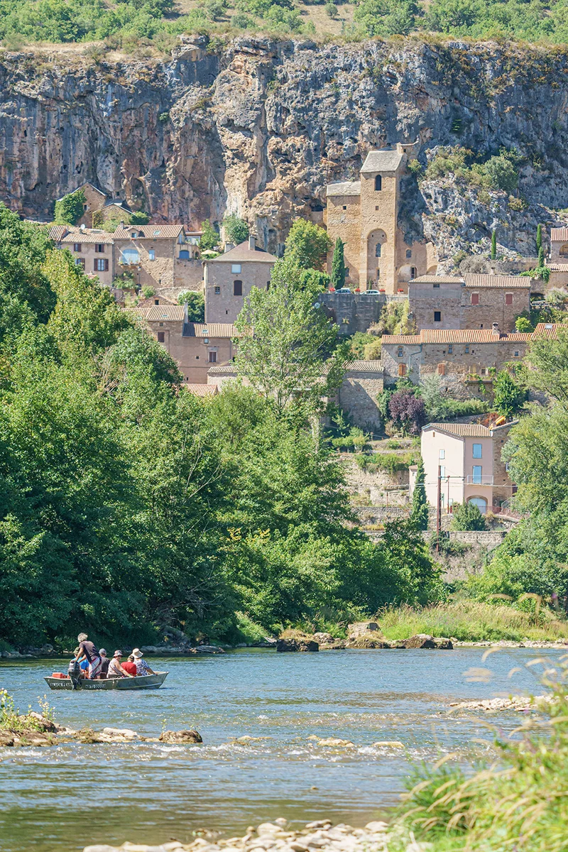 Randonnée GR736® de St-Georges-de-Luzençon à St-Rome-de-Tarn · Saint-Georges-de-Luzençon