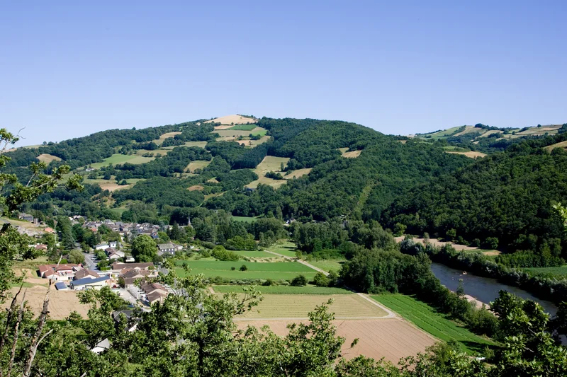 Randonnée GR736® de Brousse-le-Château à Trébas · Brousse-le-Château