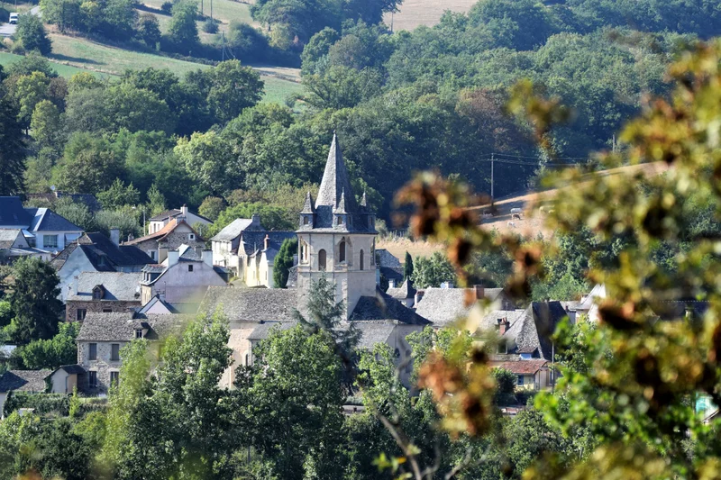 Randonnée Le chemin des crêtes (PR 4) · Compolibat