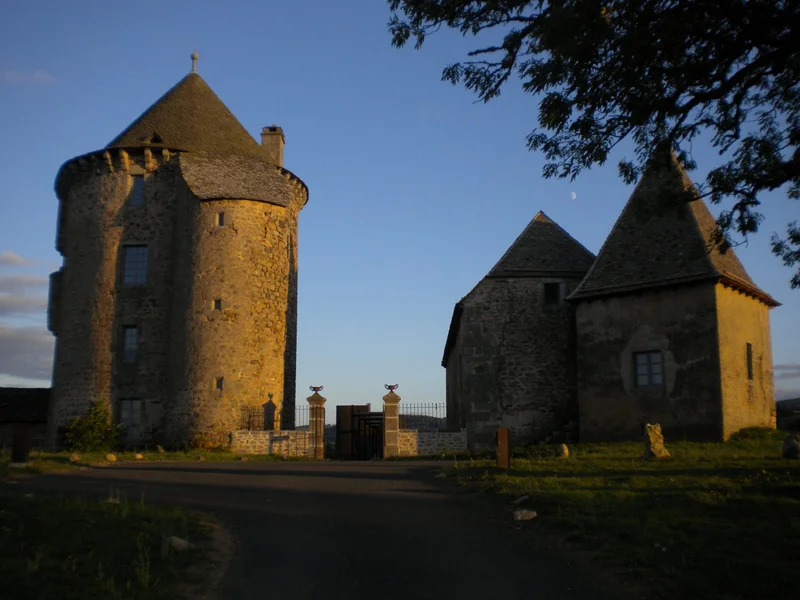 Randonnée Le Couffour · Chaudes-Aigues