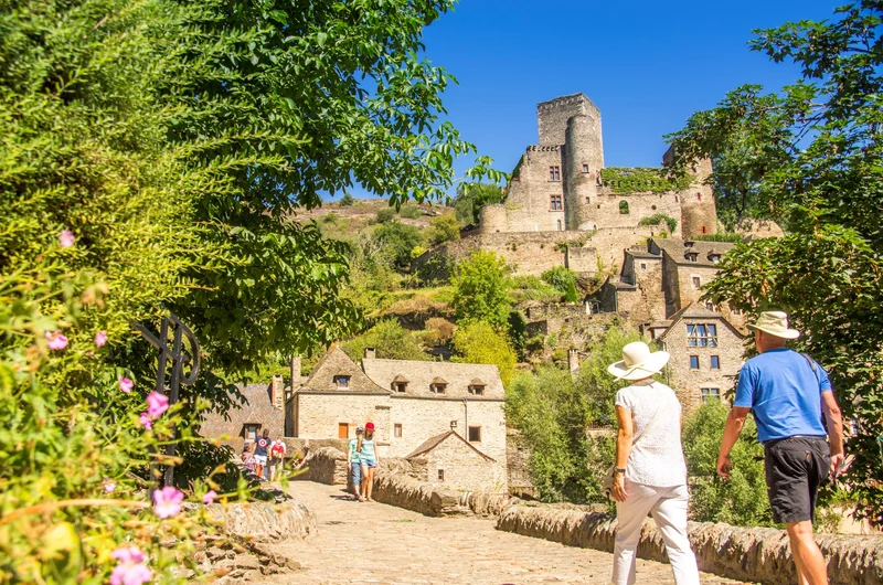 Randonnée Le tour de Belcastel par la passerelle · Belcastel