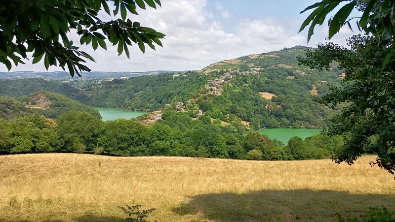 Randonnée La croix de la Loubière · Lassouts