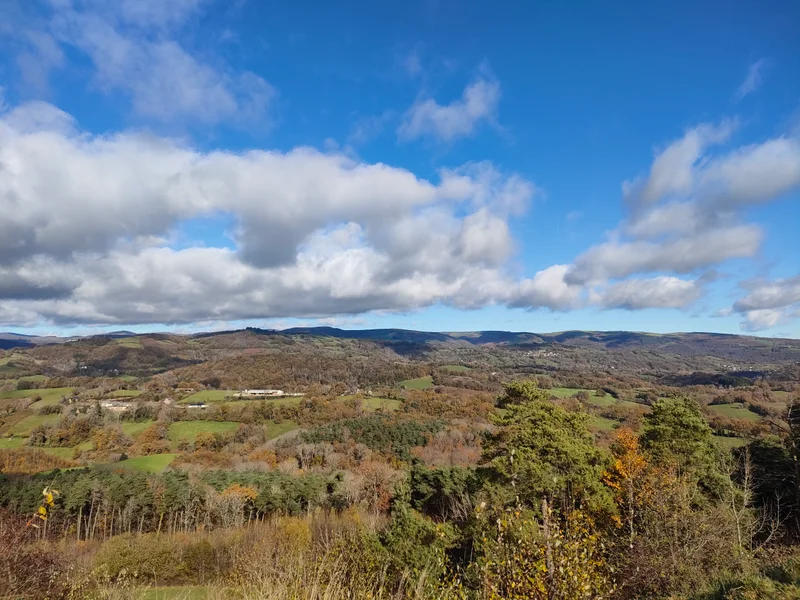 Randonnée Sentier des Crêtes · Saint-Saturnin-de-Lenne