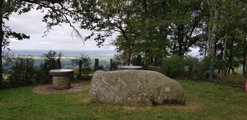Randonnée De la Roque au Cheval du Roi · La Salvetat-Peyralès