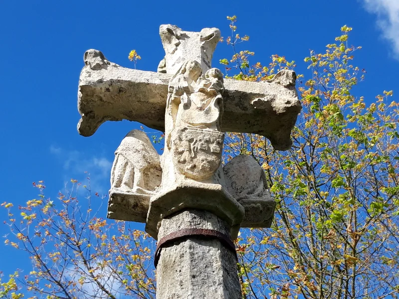 Randonnée La Croix de Bleyssol (circuit vert) · Le Bas Ségala
