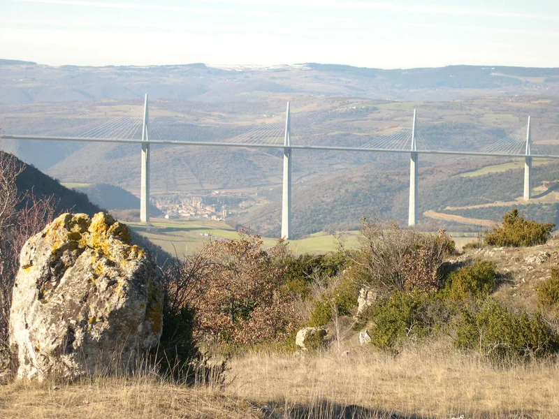 Randonnée Le Viaduc de Millau · Creissels