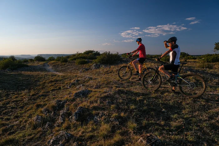 VTT VTT N°47 - Les falaises du Guilhaumard · Cornus