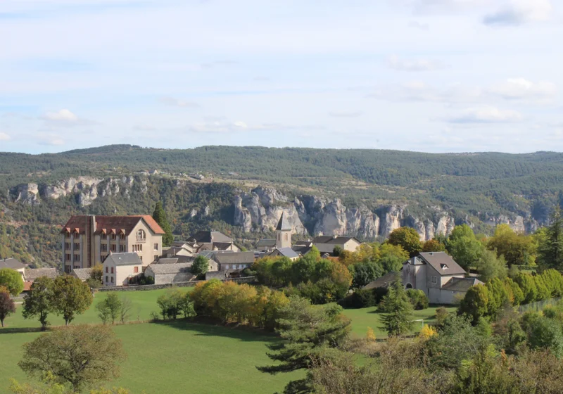 VTT Corniches des Gorges du Tarn - VTT n°4 · Massegros Causses Gorges