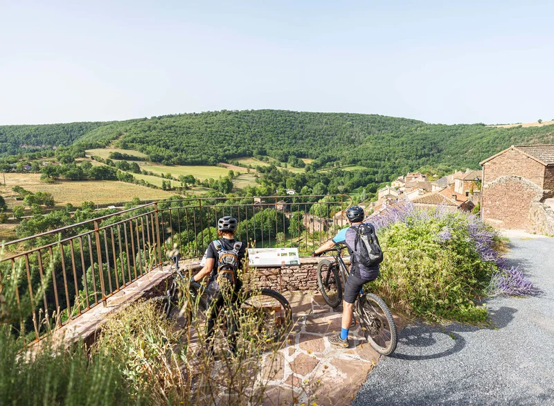 VTT VTT N°22 - Combret, églises, chapelle et monastère · Combret