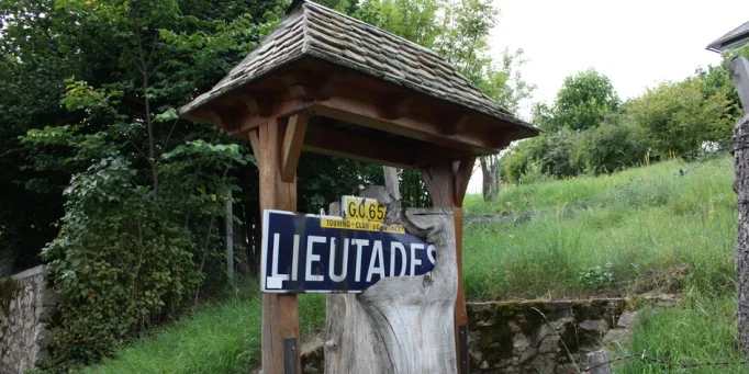 VTT Aux portes de l'Aubrac VTT n°16 · Lieutadès