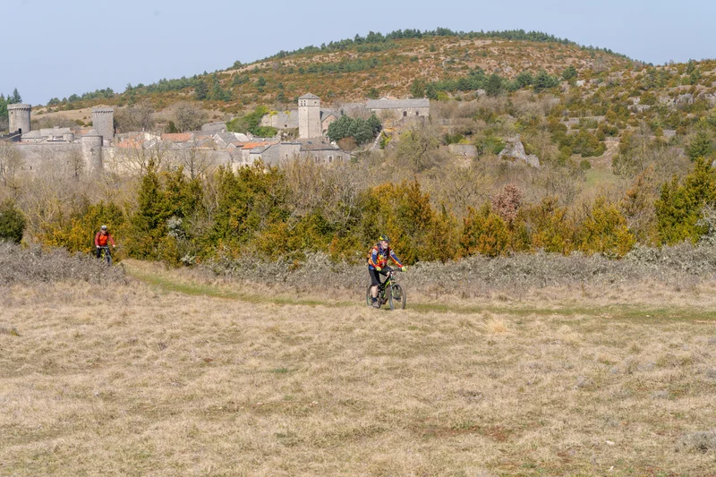 VTT VTT N°87 - Le lion de Servières · Le Caylar