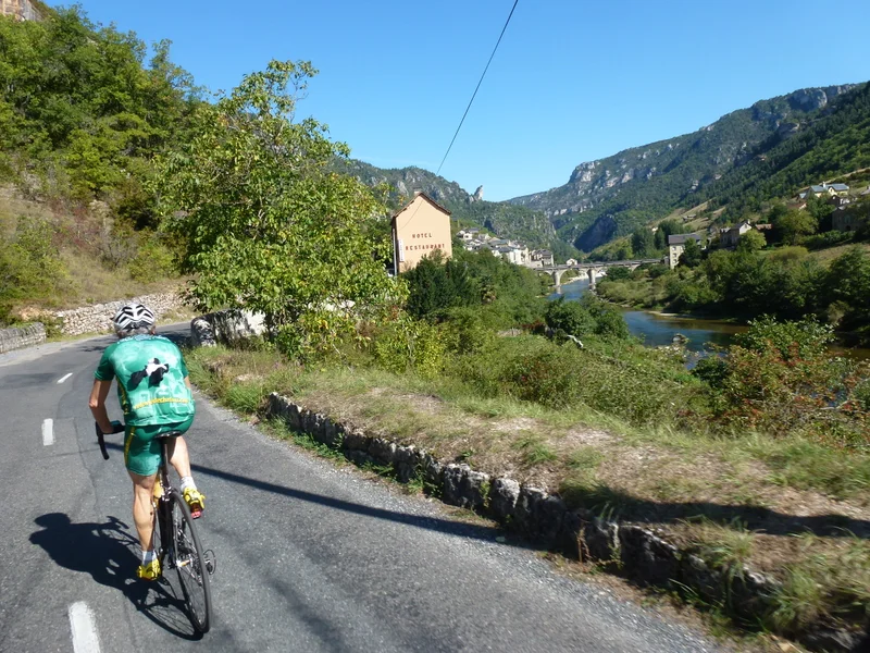 Vélo de route Les Gorges du Tarn · Millau