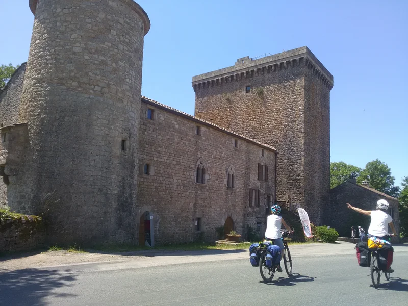 Vélo de route En selle sur les traces des Templiers et Hospitaliers du Larzac · Viala-du-Pas-de-Jaux