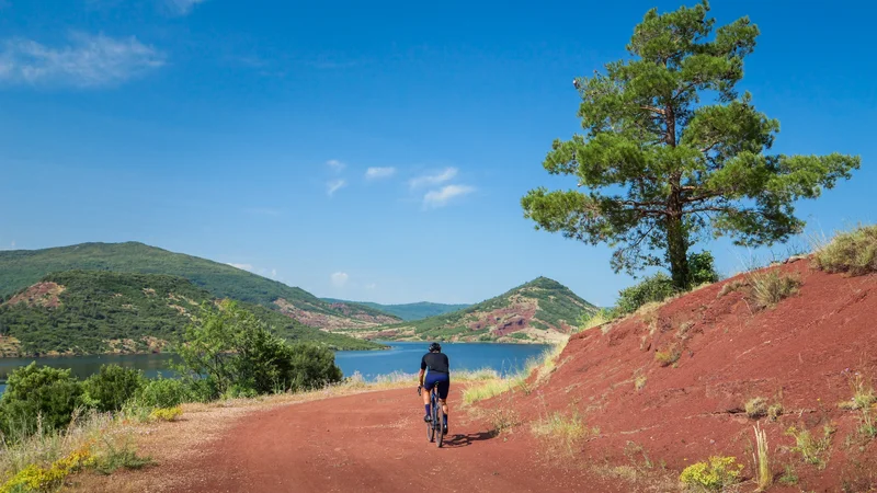Vélo de route Gravel N°28 - Des pentes de La Séranne au Lac du Salagou · Le Puech