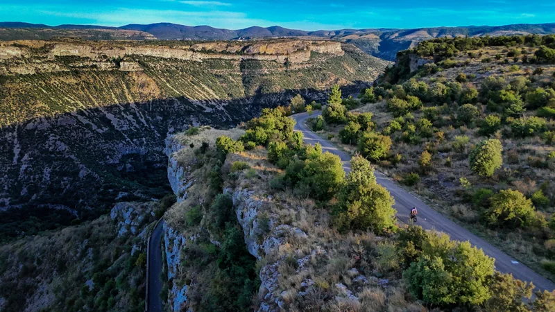 Vélo de route Gravel N°31 - Au cœur du Cirque de Navacelles · Le Caylar