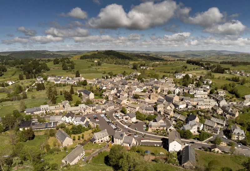 Trail En Aubrac autour de Montgros - Trail n°43 · Nasbinals