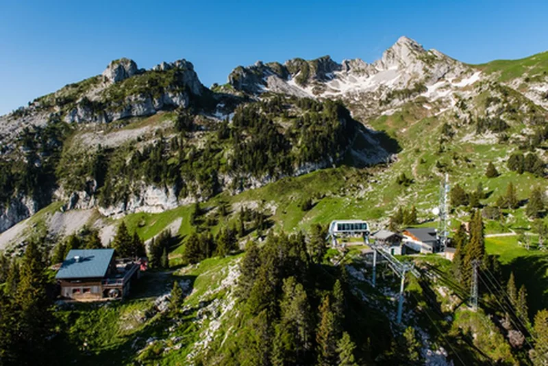 Randonnée GRP® Tour de la Sambuy · Faverges-Seythenex