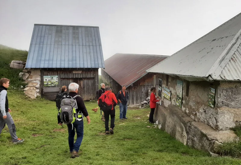 Randonnée GRP®Tour de la Sambuy-Étape1 · Faverges-Seythenex