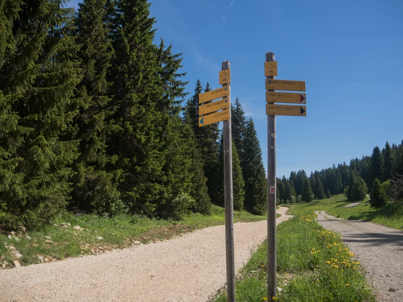 Vélo de route VTT Les trois croix · Les Déserts