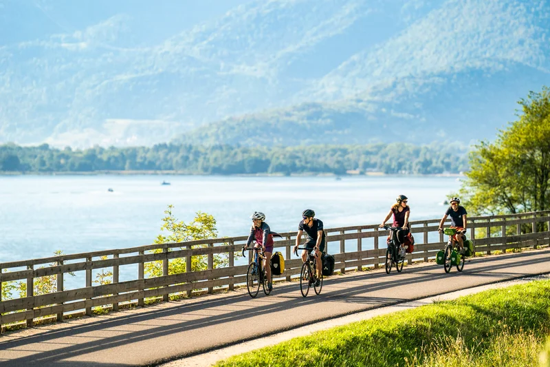 Vélo de route Tour des Bauges à vélo - Demi-étape Doussard / Annecy · Doussard