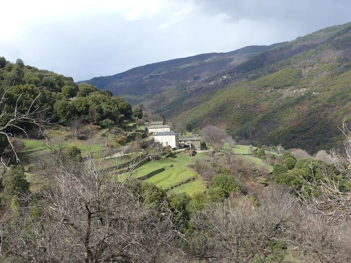 Randonnée Béal des abrits · Saint Martin Bourg