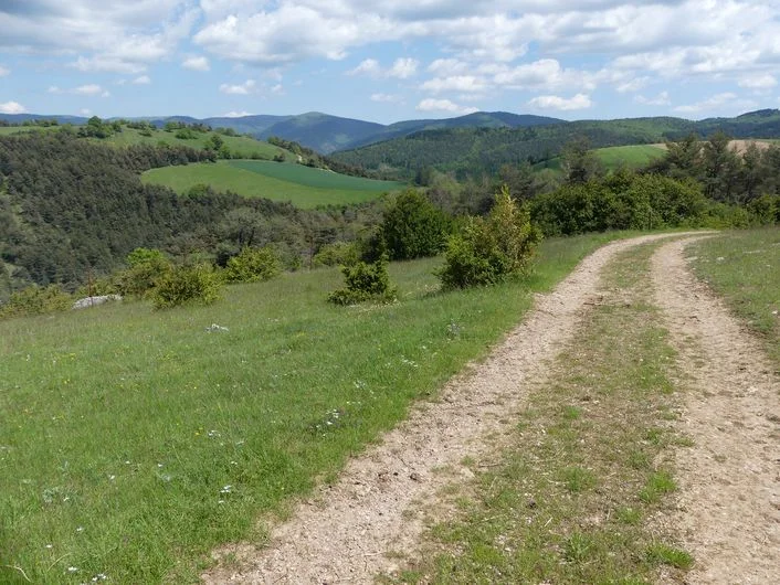 Randonnée Les deux fermes du causse noir · Meyrueis