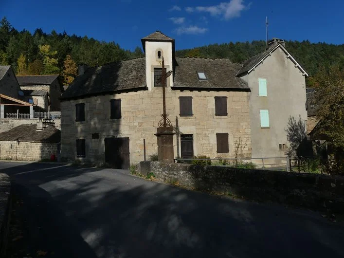Randonnée La Loubière · Chadenet