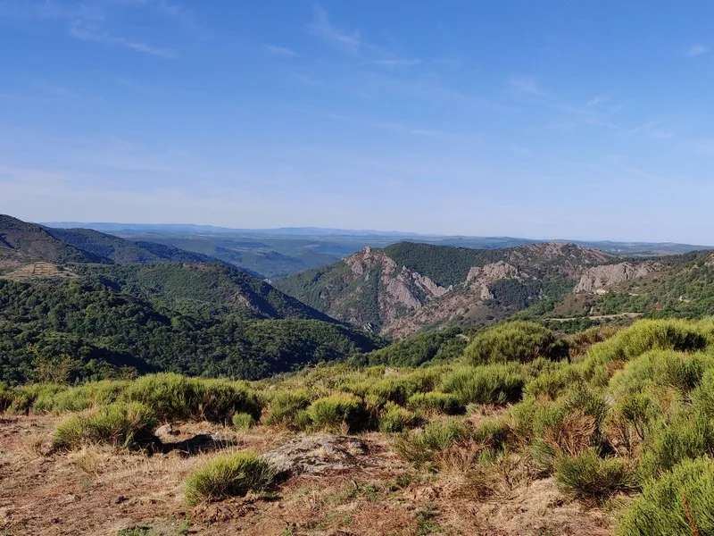 Randonnée Sur les pas des gens d'ici (4 jours) · Lanuéjols